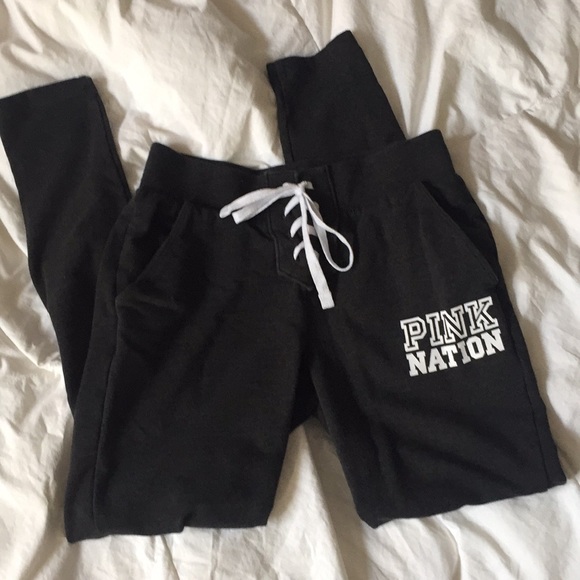 PINK Victoria's Secret Pants - Adorable tie up PINK joggers 🤩